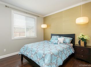 1102 Village Dr, Oceanside, CA 92057