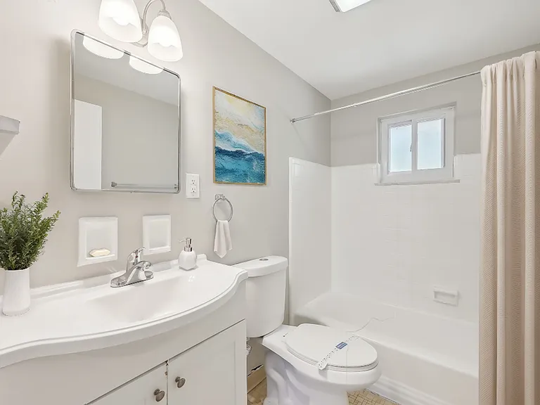 Worthington Court Townhomes — Photo 14