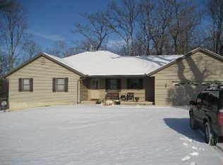 1504 Hickory Point Rd, Metamora, IL 61548