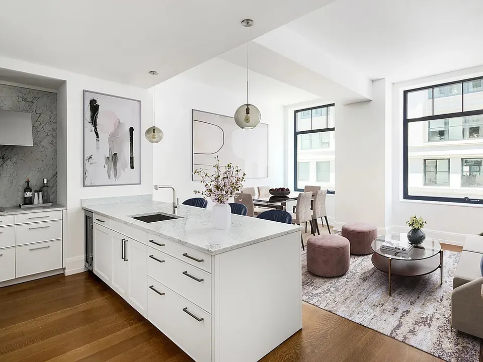 10 Madison Sq N #11B