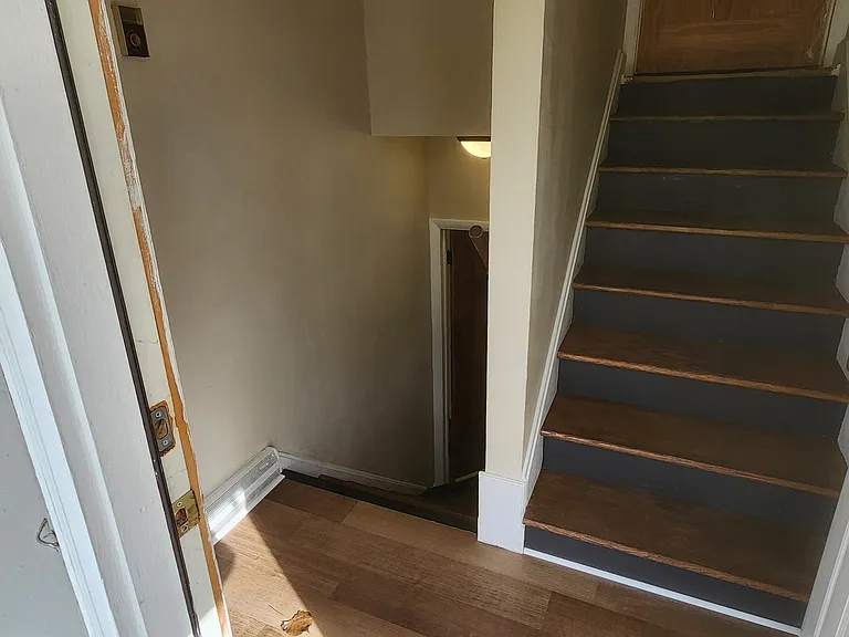 5904 Edson St — Photo 16
