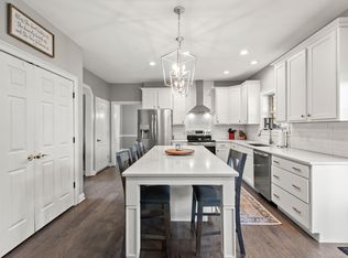 3025 Charleston Gardens Blvd, Lexington, KY 40515