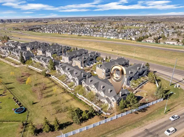 3075 Trelle Cres NW #48, Edmonton, AB T6R 3V5