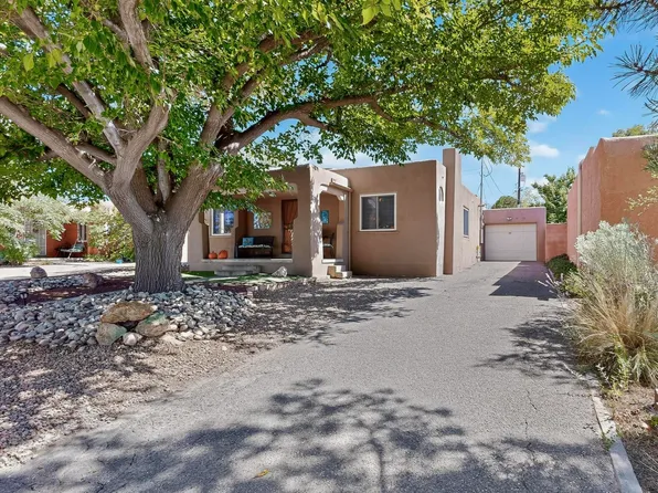 610 Dartmouth Dr NE, Albuquerque, NM 87106