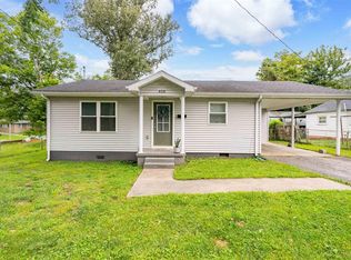 403 Elm St, Livermore, KY 42352