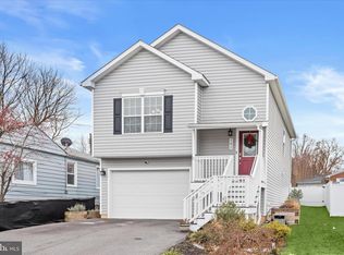 303 Morris Hill Ave, Glen Burnie, MD 21060