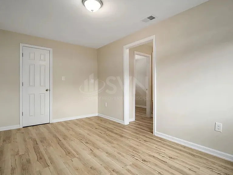 8 S Reed Ave — Photo 15