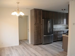 936 10th St #B, Huntington Beach, CA 92648