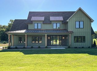 1731 Hazel Farms Ln, Bowling Green, KY 42103