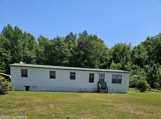 250 Satchwell Rd, Grimesland, NC 27837