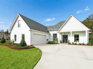 305 Steeplechase Dr, Abita Springs, LA 70420