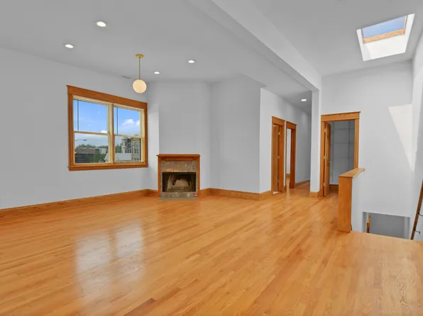 1760 N Clybourn Ave, Chicago, IL