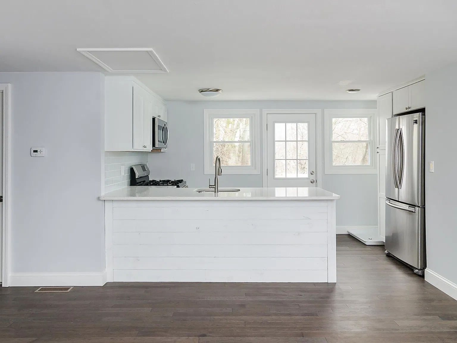 2 bed, 750 sqft, $2,790 — Photo 1