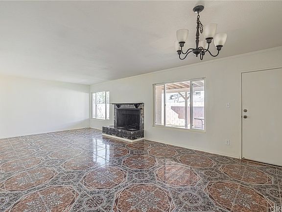 3rd image of 7258 E Avenue U3