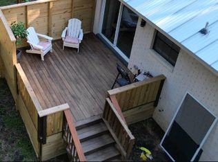 101 Forsyth Dr, Chapel Hill, NC 27517