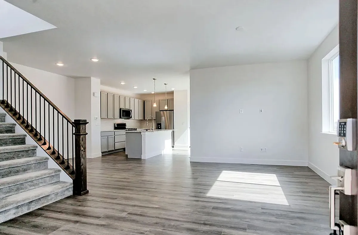 Building Photo - 4924 Brule Dr