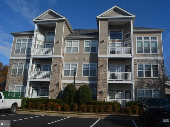 505 Sunset View Ter SE Unit 104, Leesburg, VA 20175