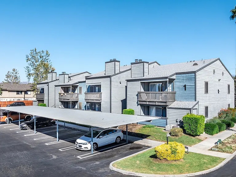 evRIA Diamond Valley — Photo 36