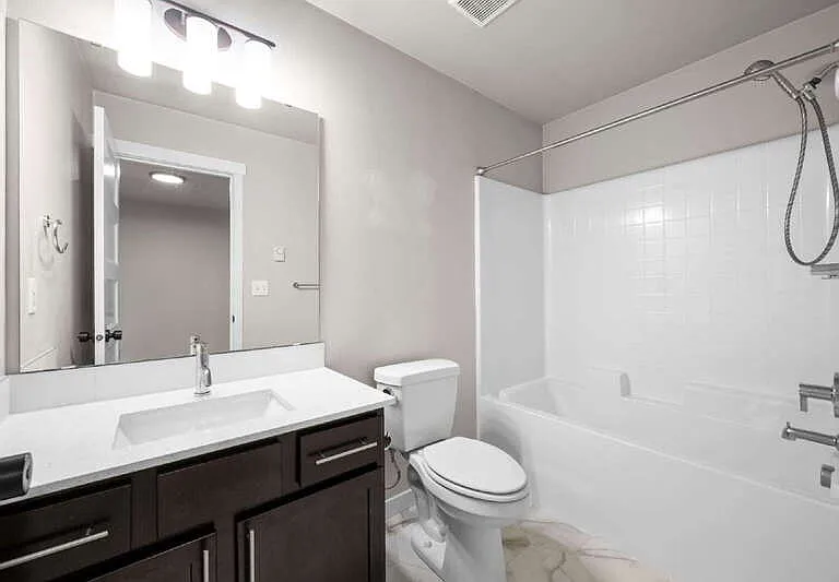 13717 Admiralty Way #G4 — Photo 31