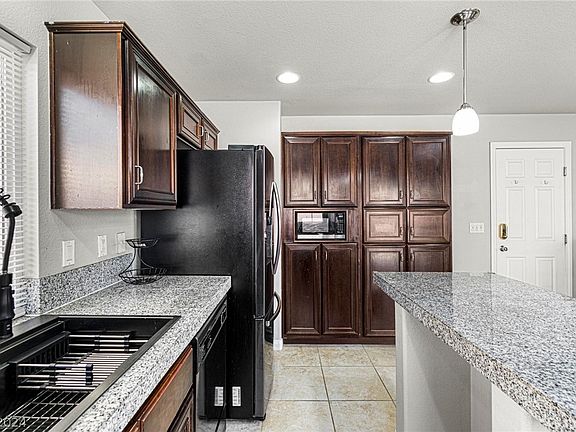 5th image of 5884 Lambert Bridge Ave