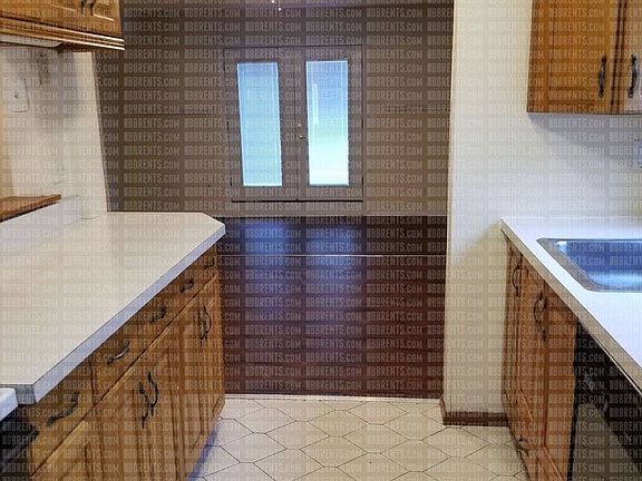 5th image of 1415 Villa Ct APT 4
