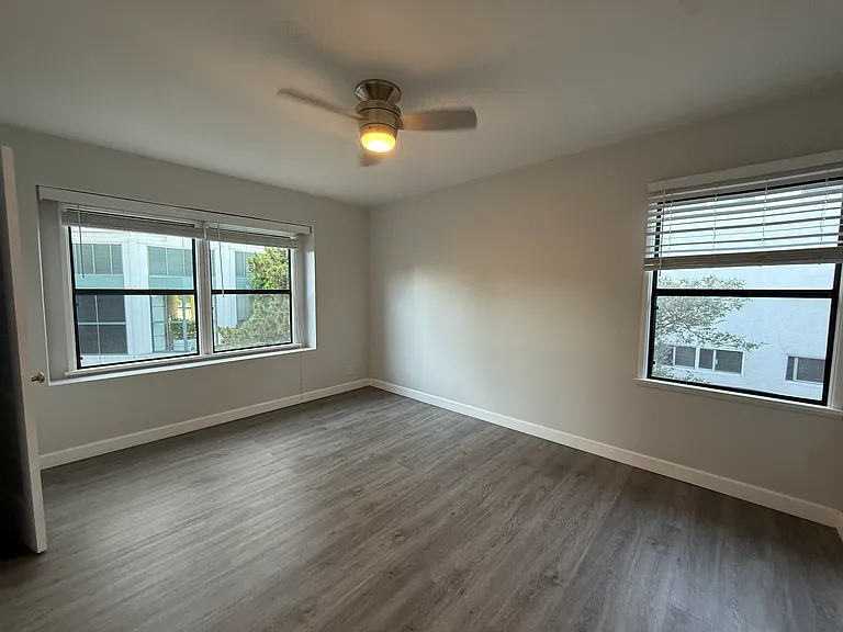 1222 McClellan Dr #6 — Photo 15