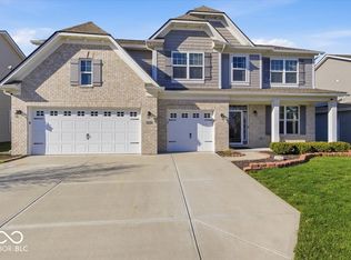1276 Sanderling Dr, Greenwood, IN 46143