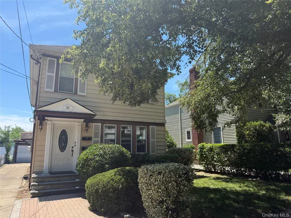24 Adelaide St Floor 1, Floral Park, NY 11001