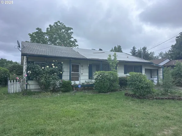 1985 Cleveland St, Eugene, OR 97405