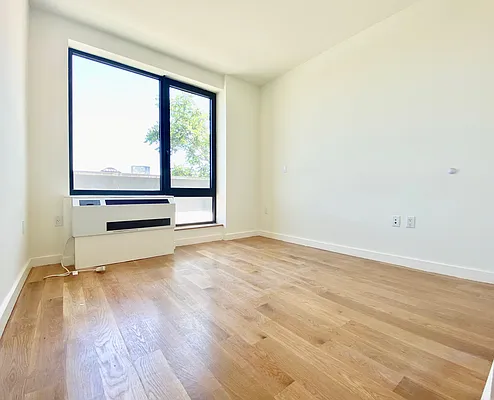 Rented by Zjama Realty Corp | media 41