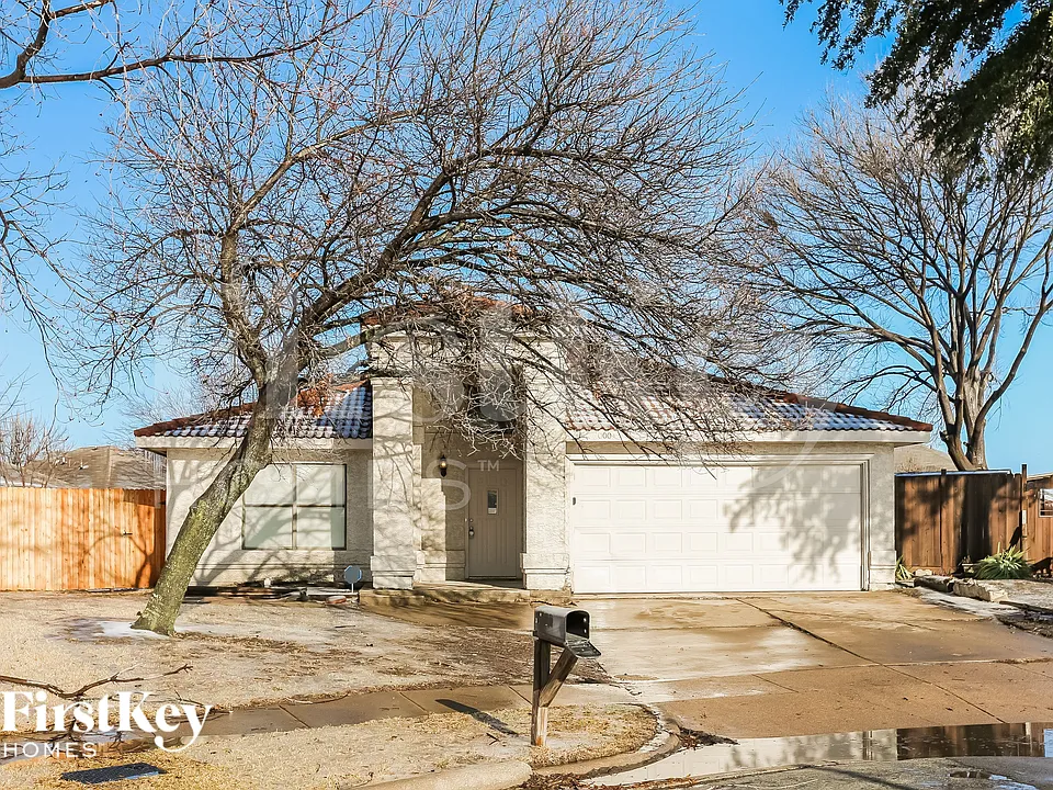 6000 Lavaca Dr