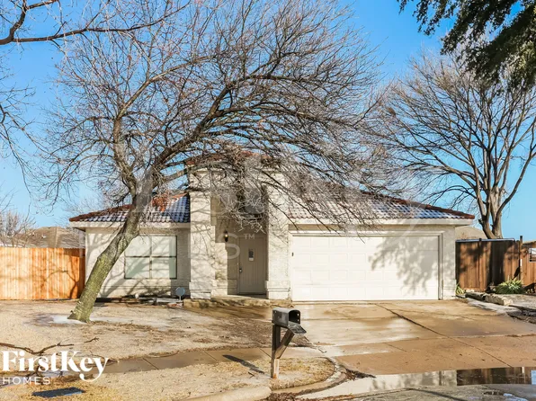 6000 Lavaca Dr, Arlington, TX 76018