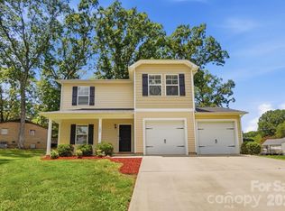 703 Rhodes Ave, Kings Mountain, NC 28086