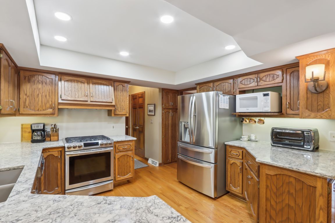 26-S72W32479 Sandie Ct-026