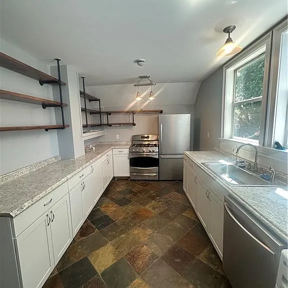 14 Bartlett Ave #1 — Photo 8