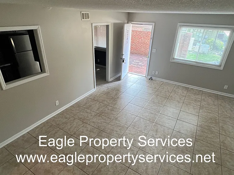 2200 Raintree Way — Photo 20