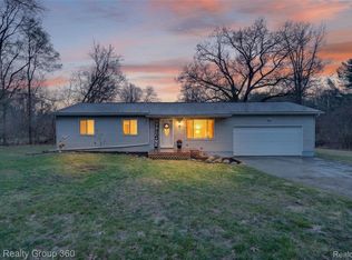 3511 Jewell Rd, Howell, MI 48843