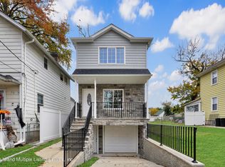 40 Lyman Ave, Staten Island, NY 10305