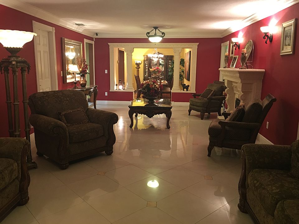 1st image of 582 Mokena Dr