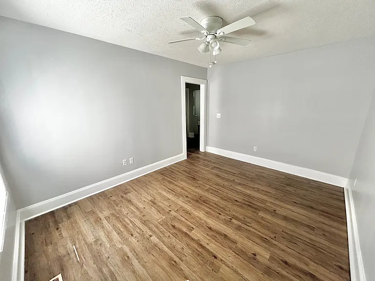 224 Walker Ave #224 — Photo 5