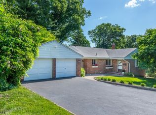 110 Woodlawn Ave, Clifton, NJ 07013