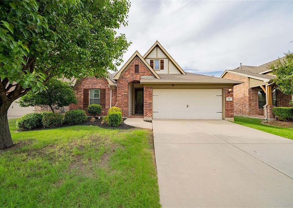 1st image of 1501 Mockingbird Dr