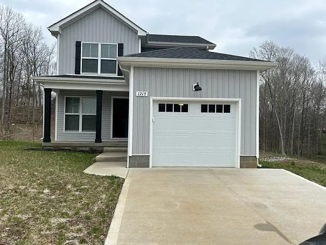 1215 Cottonwood Dr — Photo 1