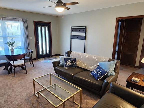 4th image of 2147 Stegman Ave