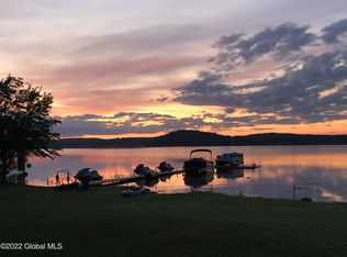 9 Kennedy Dr, Ballston Spa, NY 12020