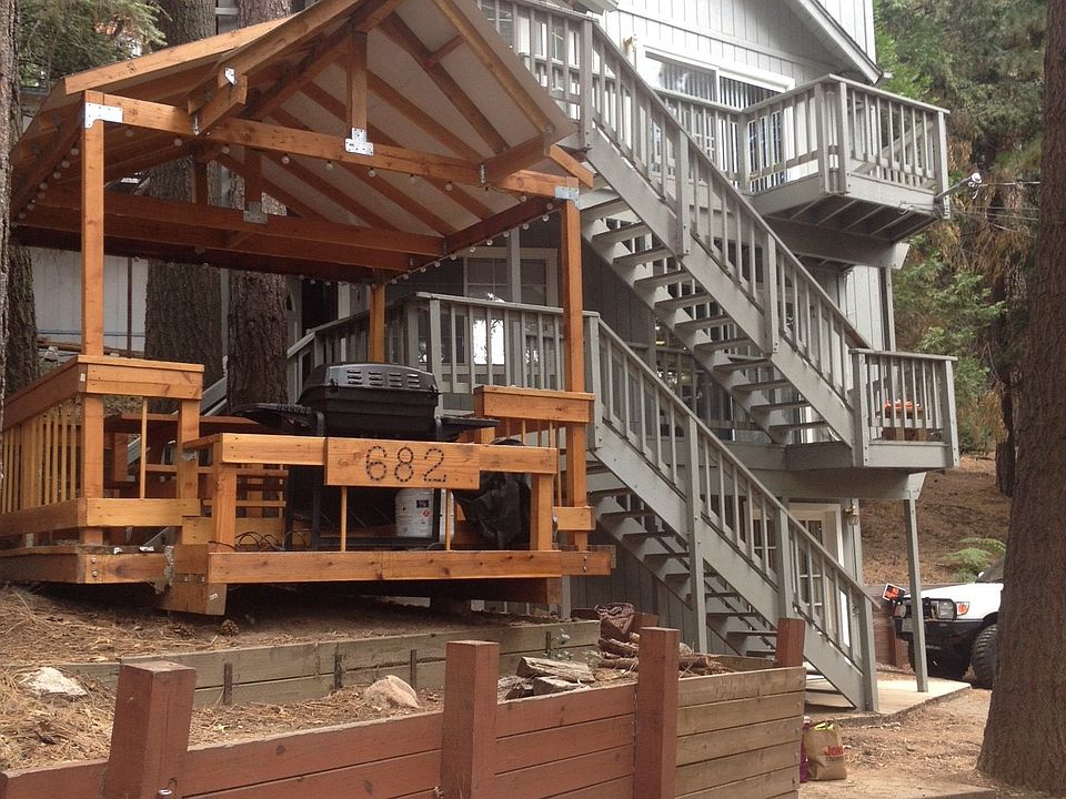 1st image of 682 E Victoria Ct