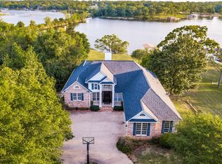 2300 Lakefront Shores Rd, Athens, TX 75752