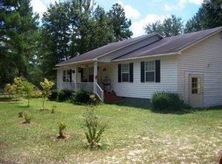 1423 Elliott Rd, Cassatt, SC 29032