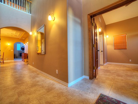 4th image of 8512 Vina Del Sol Dr NE