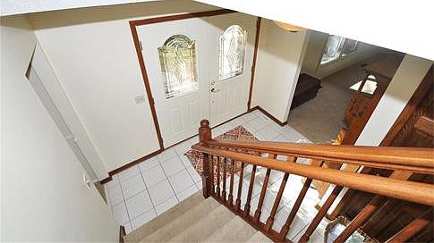 2nd image of 3197 Canterbury Cir